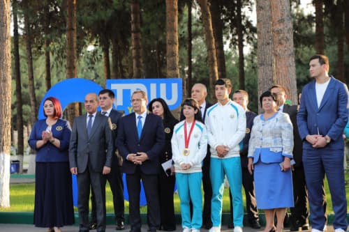 ТДИУда "Талабалар лигаси" спорт мусобақаларининг очилиш маросими бўлиб ўтди