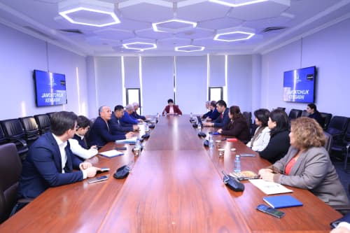 Oliy taʼlim, fan va innovatsiyalar vazirligi huzuridagi Jamoatchilik kengashining yigʻilishi boʻlib oʻtdi