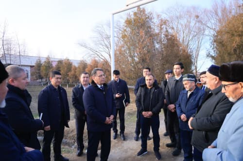 Vazir Samarqandda mahallalarni rivojlantirish boʻyicha talabalar loyihalari bilan tanishdi