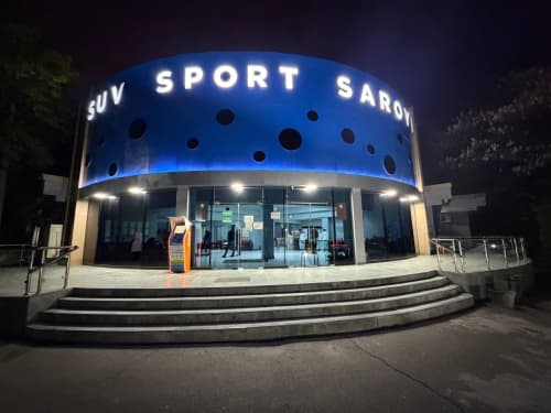 Vazir Talabalar shaharchasidagi sport infratuzilmasi bilan tanishdi