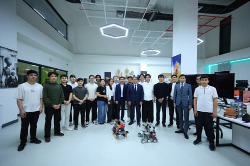 The Minister spoke with young engineers at the INNO Technopark