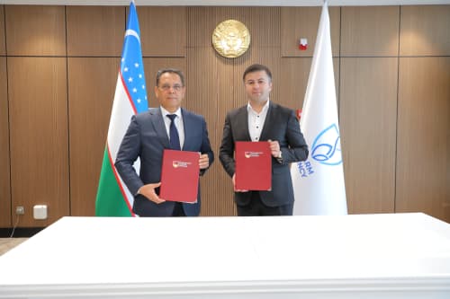 Farmatsevtika yoʻnalishidagi yosh olimlar va mutaxassislar bilan ochiq muloqot boʻli o‘tdi