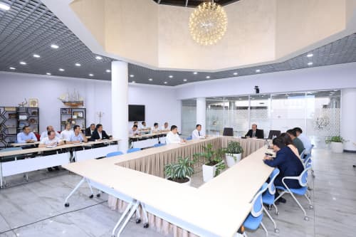 “Byurokratiyani bartaraf etish – 2030” dasturi doirasida davlat xizmatlarini soddalashtirish masalalariga bag‘ishlangan seminar-trening o‘tkazildi