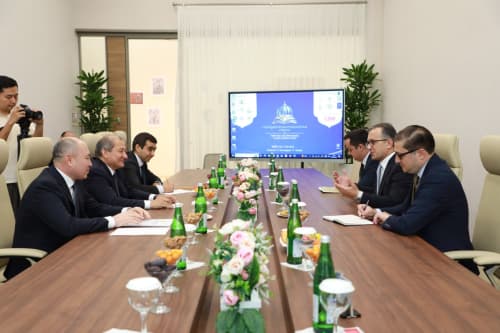 Uzbekistan–Azerbaijan Cooperation Discussed within the Framework of the First International Forum of Islamic Civilization