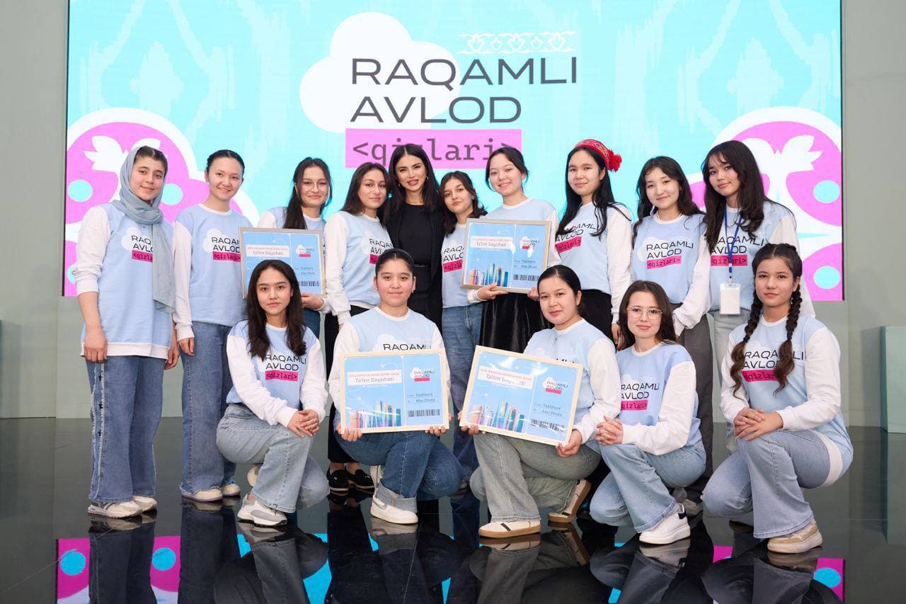 "Raqamli avlod qizlari-2024" Respublika tanlovining tantanali taqdirlash marosimi bo‘lib o‘tdi