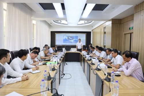 Мактабгача ва мактаб таълими вазирлигида маъмурий иш ҳужжатларини электрон расмийлаштириш ва “Э-маъмурий иш” ахборот тизимидан махсус планшетлар орқали фойдаланиш тартиблари юзасидан семинар бўлиб ўтди