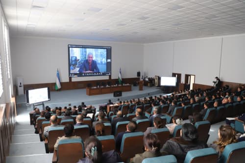 Surxondaryoda "Korrupsiyaga qarshi kurashish oyligi" doirasida seminar tashkil etildi