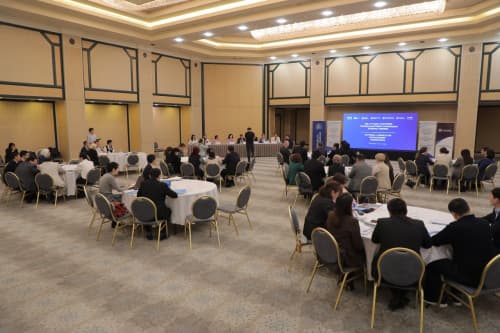  Milliy o‘quv dasturini takomillashtirish doirasidagi seminar-treninglarning ochilish marosimi bo'lib o'tdi