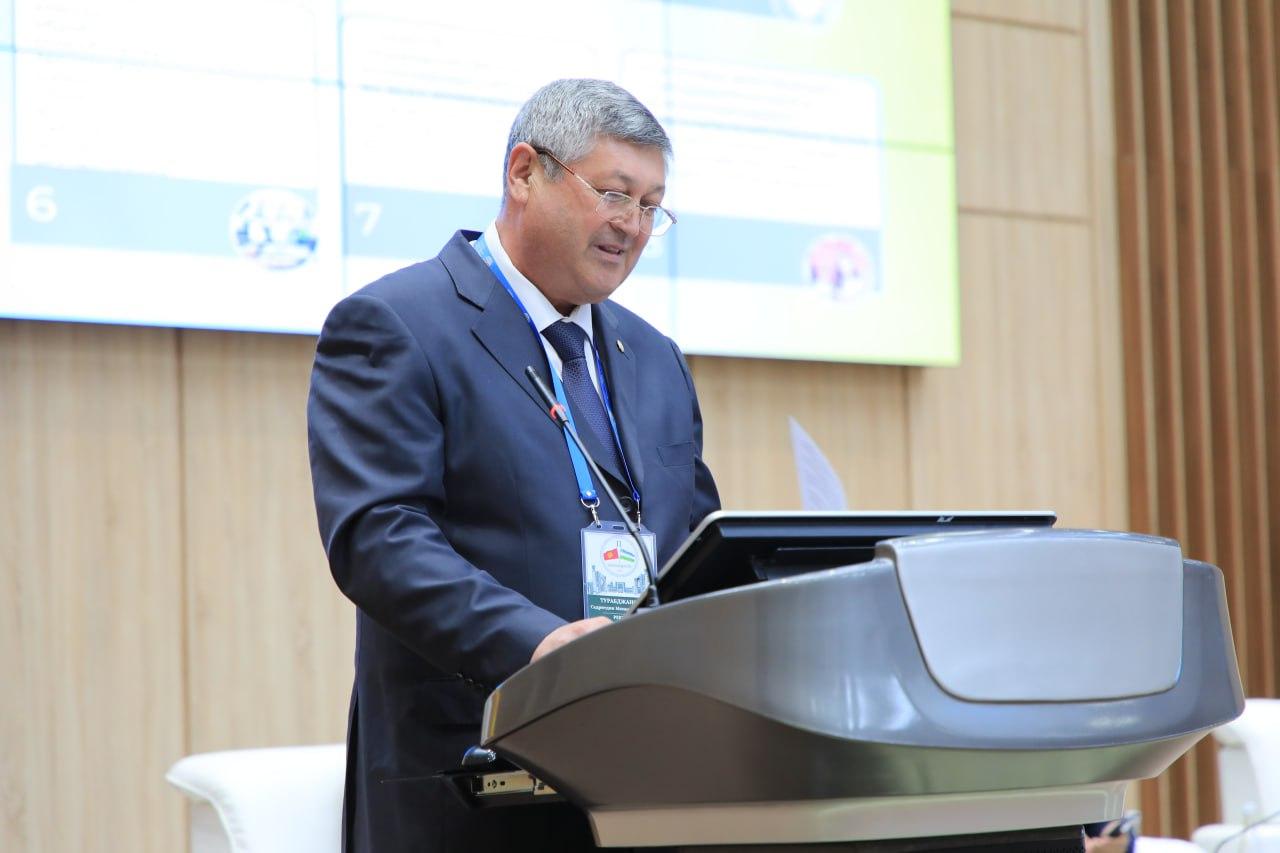 The rectors of the leading universities of the two countries delivered lectures