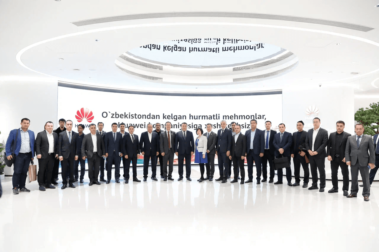 Minister of energy of the Republic of Uzbekistan visited HUAWEI hq in Shenzhen