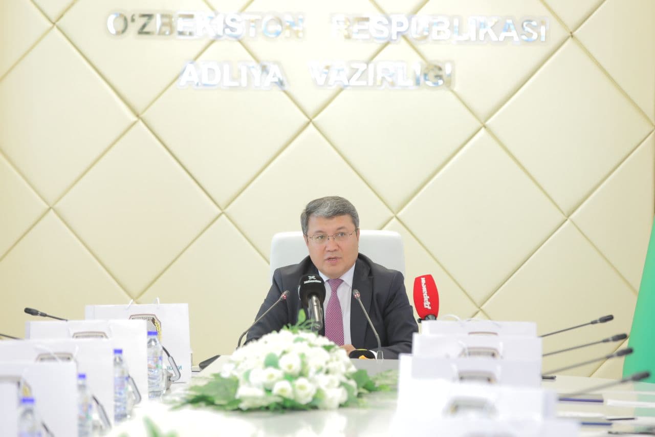 The Ministry of Justice issued a report to the public