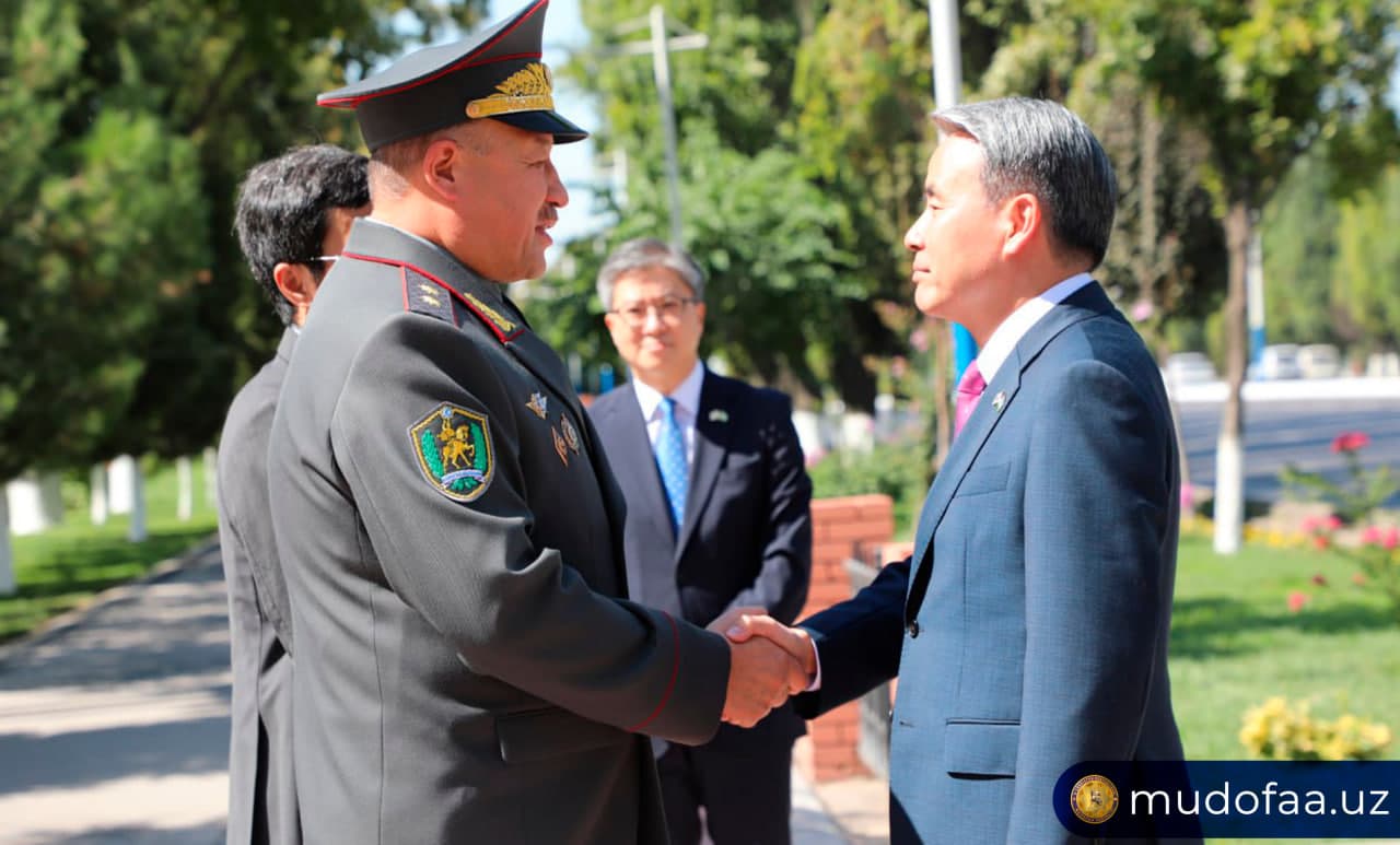 A delegation led by the Minister of National Defense of the Republic of Korea arrives in Uzbekistan