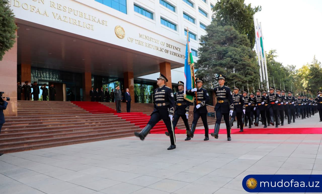 A delegation led by the Minister of National Defense of the Republic of Korea arrives in Uzbekistan