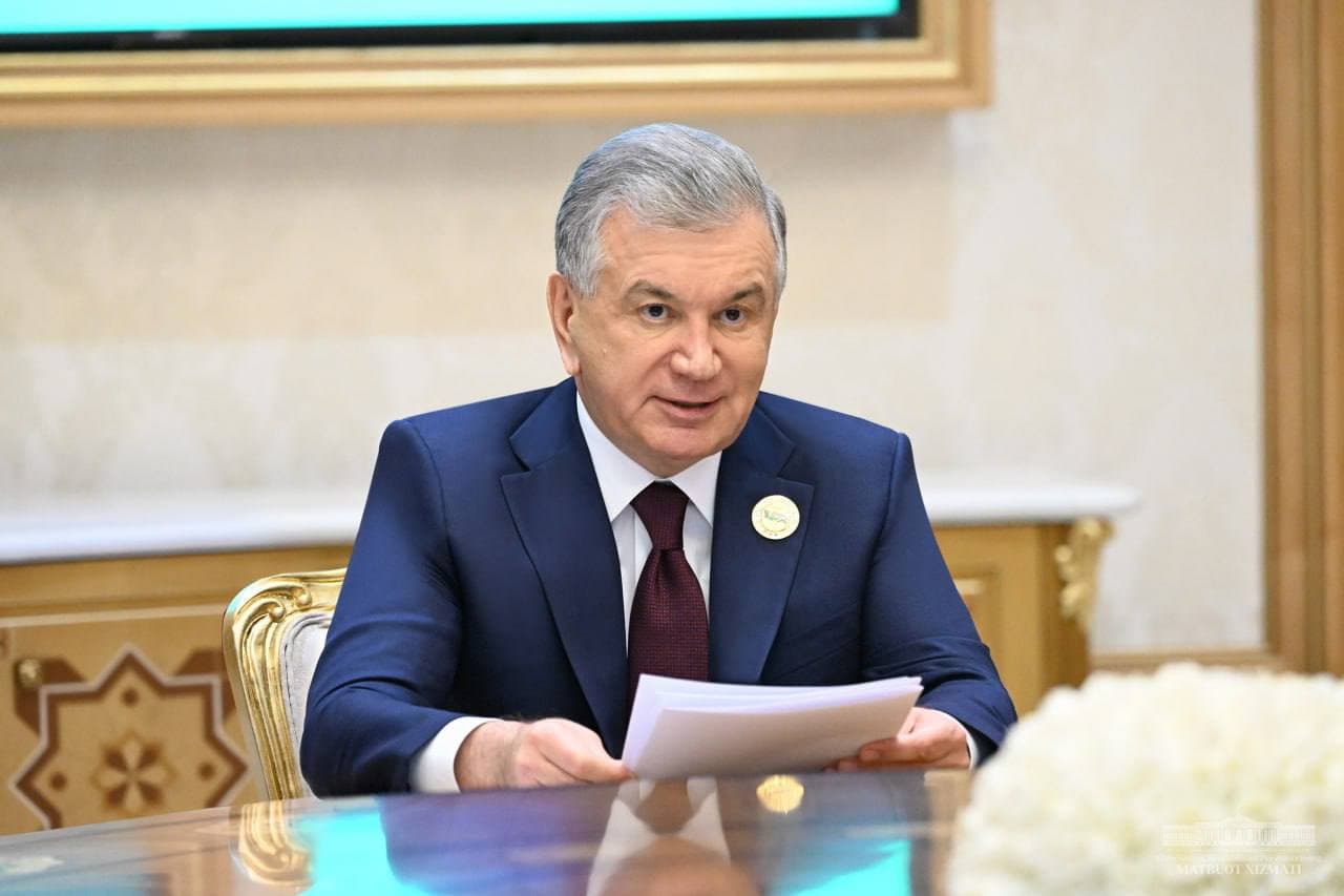 Ўзбекистон Президенти Ашхобод саммитида иштирок этди