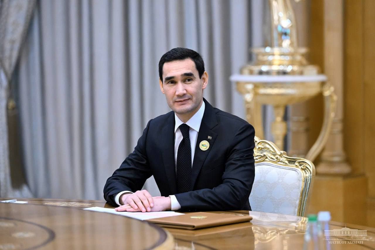 Ўзбекистон Президенти Ашхобод саммитида иштирок этди