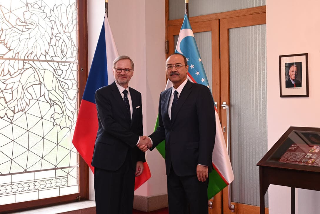 Ўзбекистон ҳукумати делегациясининг Чехияга ташрифи бошланди