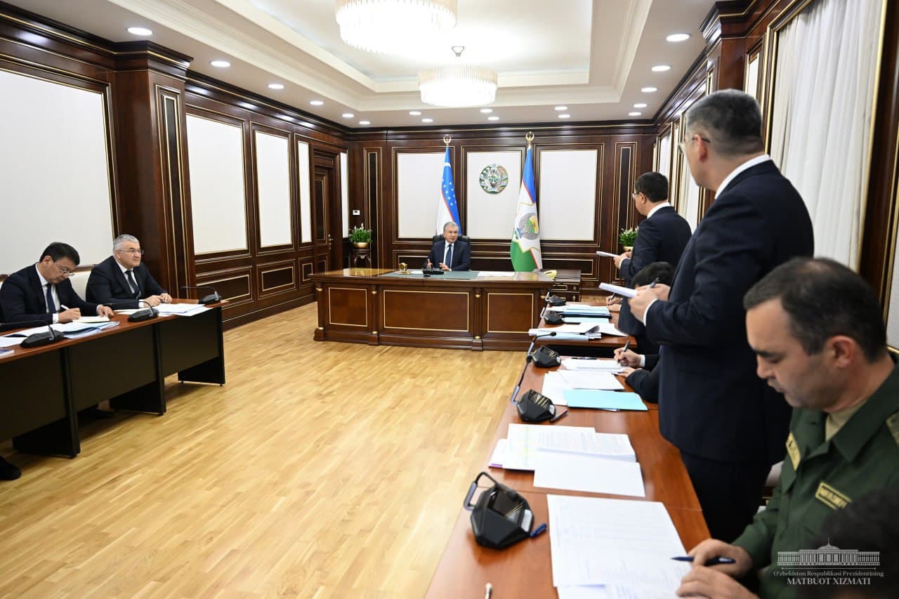 Achieved economic indicators and future forecasts discussed