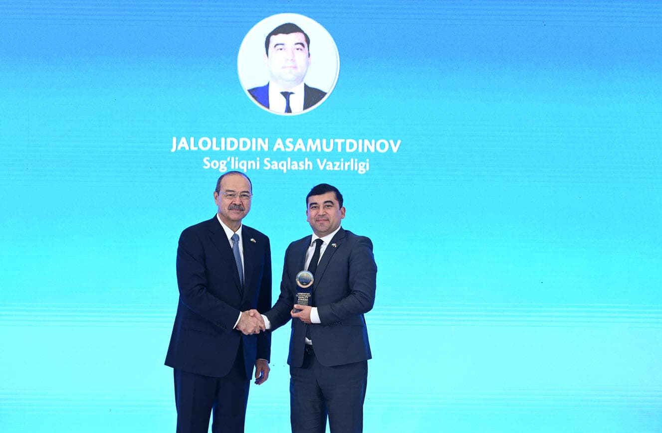 “Ўзбекистон давлат органлари фаолияти самарадорлигини баҳолаш” дастури совриндорларини тақдирланди