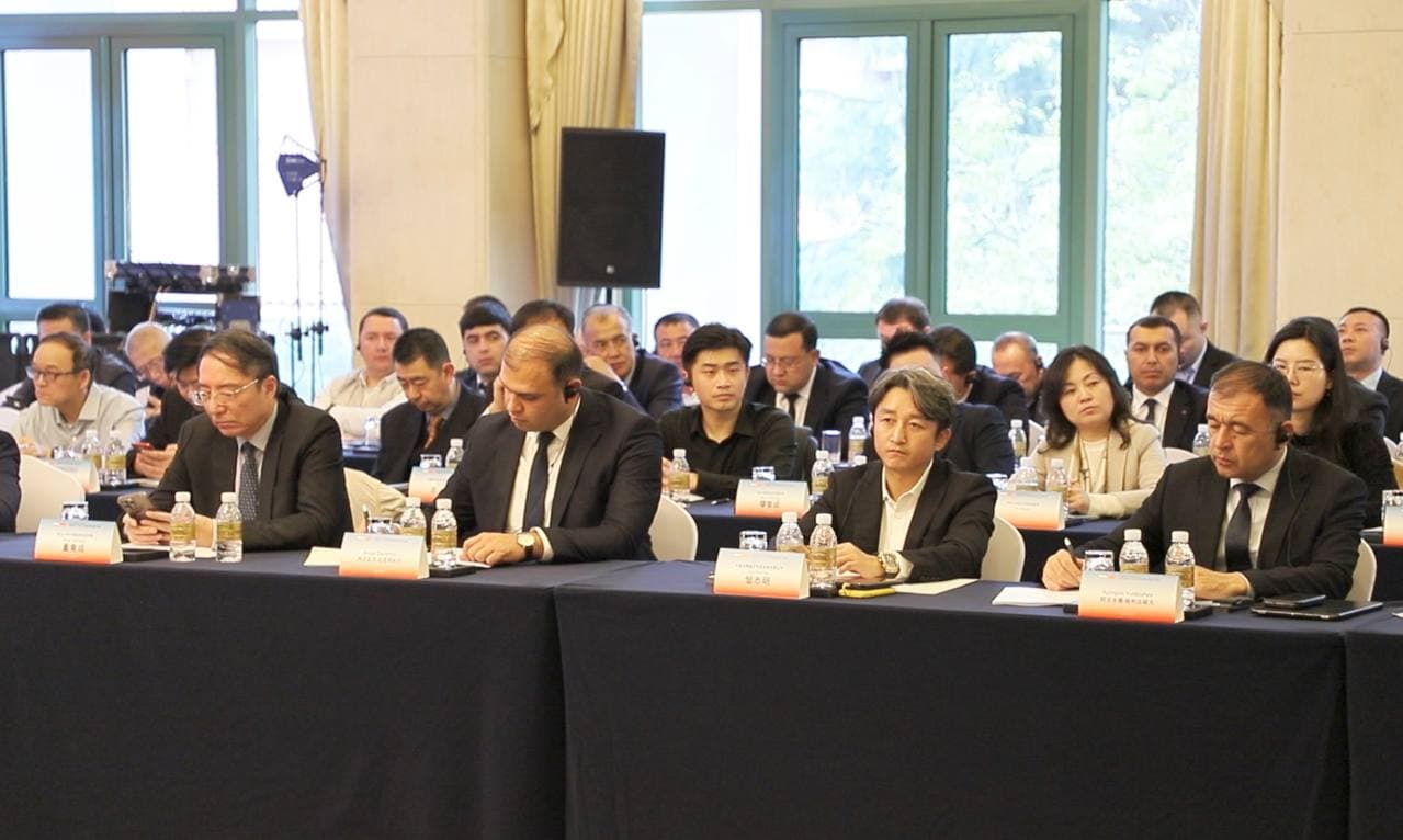 Uzbekistan-China Business Roundtable in Shanghai