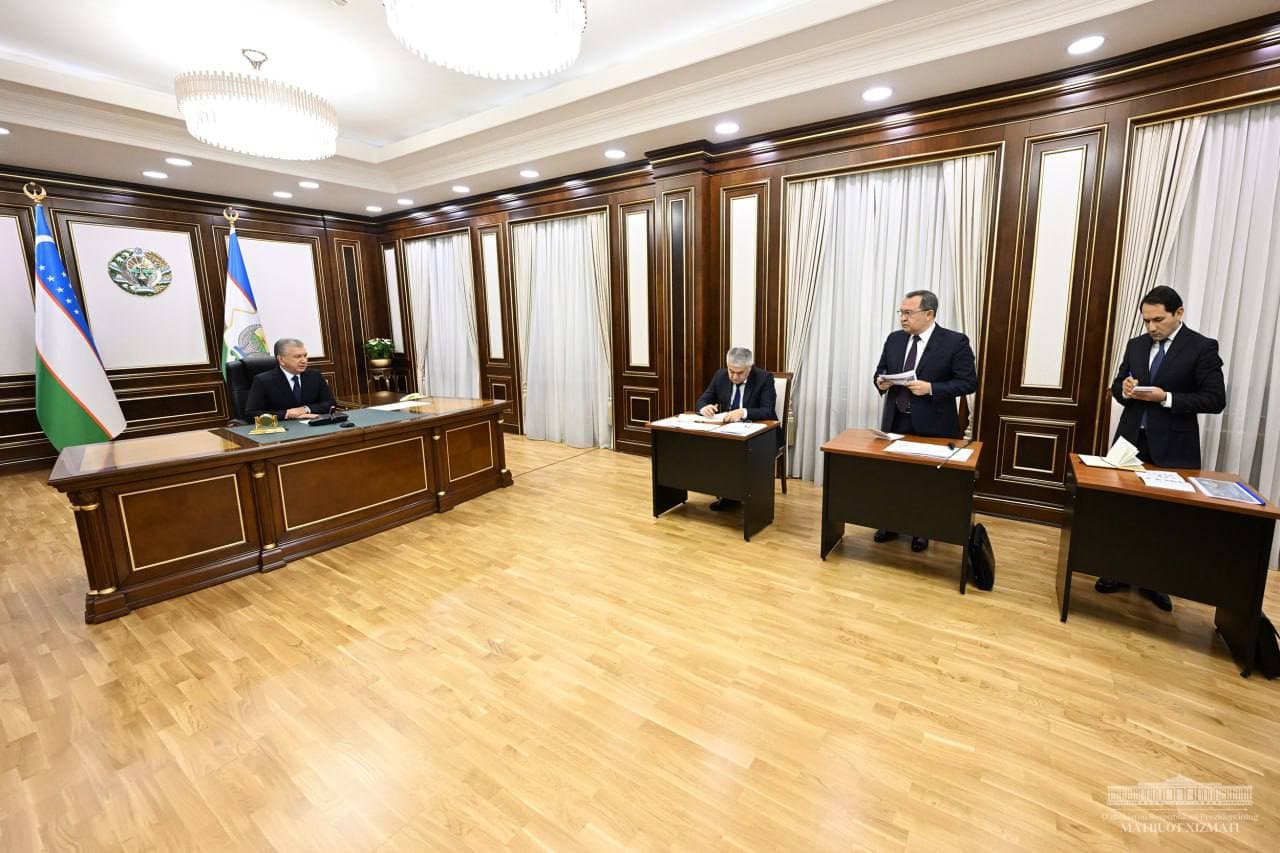 Measures for the development of the electric vehicle industry are presented