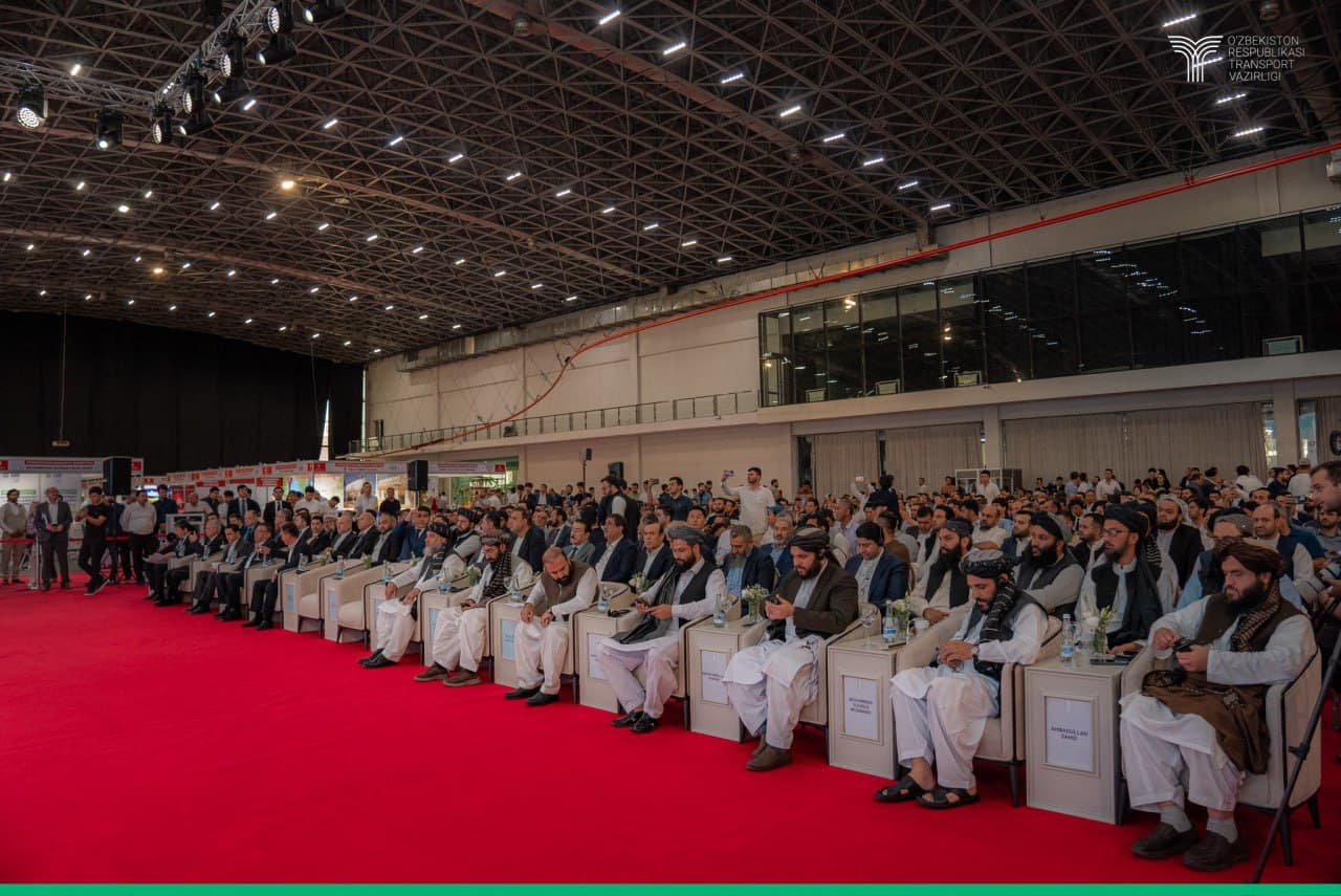 Ўзбекистон ва Афғонистон икки томонлама ҳамкорликни фаоллаштирмоқда