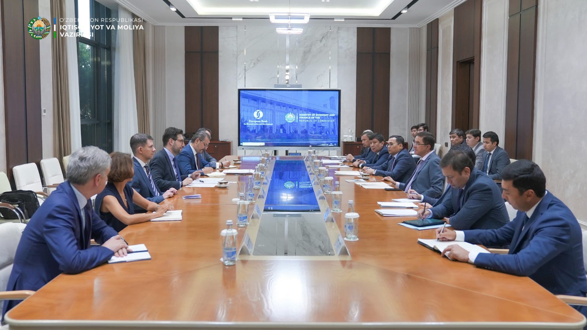 A meeting was held with representatives of the European Bank for Reconstruction and Development