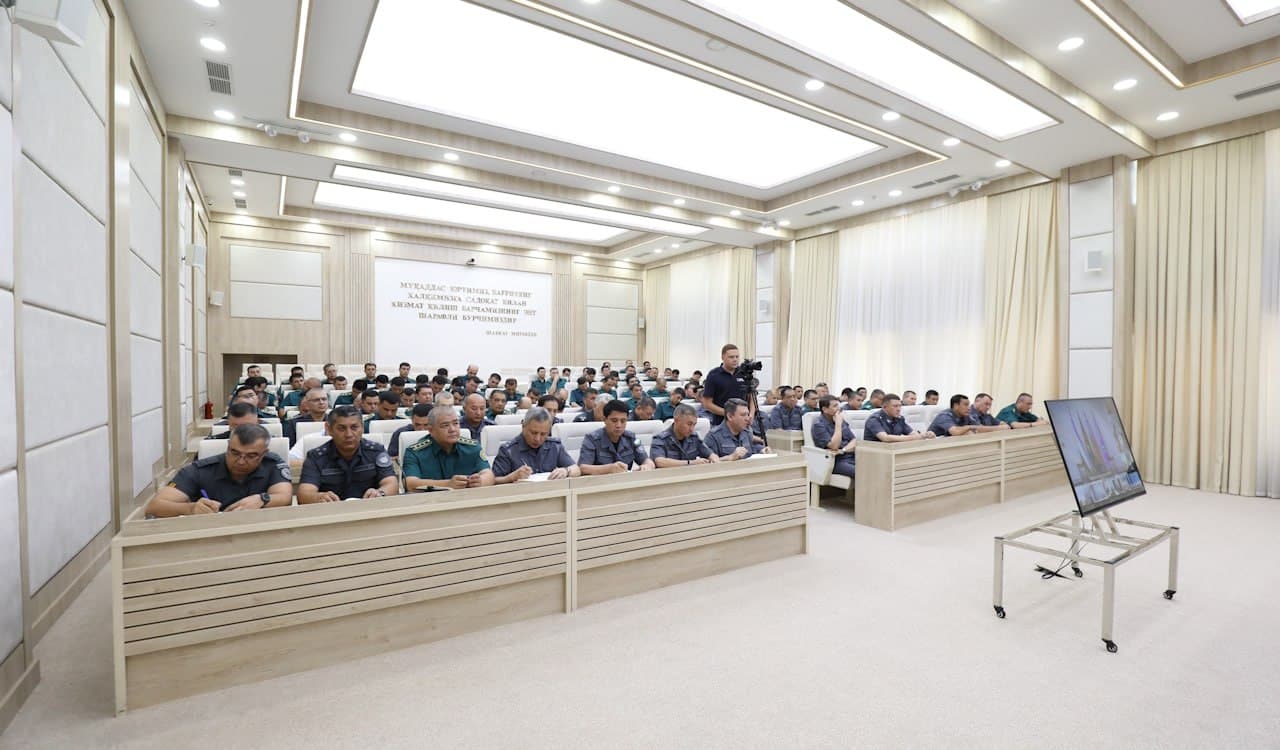 Ички ишлар органларида профессионал ҳамда бошқарув кадрларини тайёрлашга қаратилган йиғилиш тафсилотлари