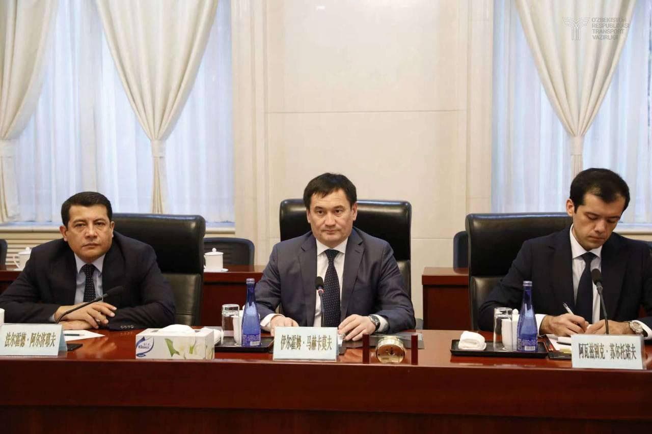 Илҳом Махкамов Хитой транспорт вазири Ли Сяопен билан учрашди