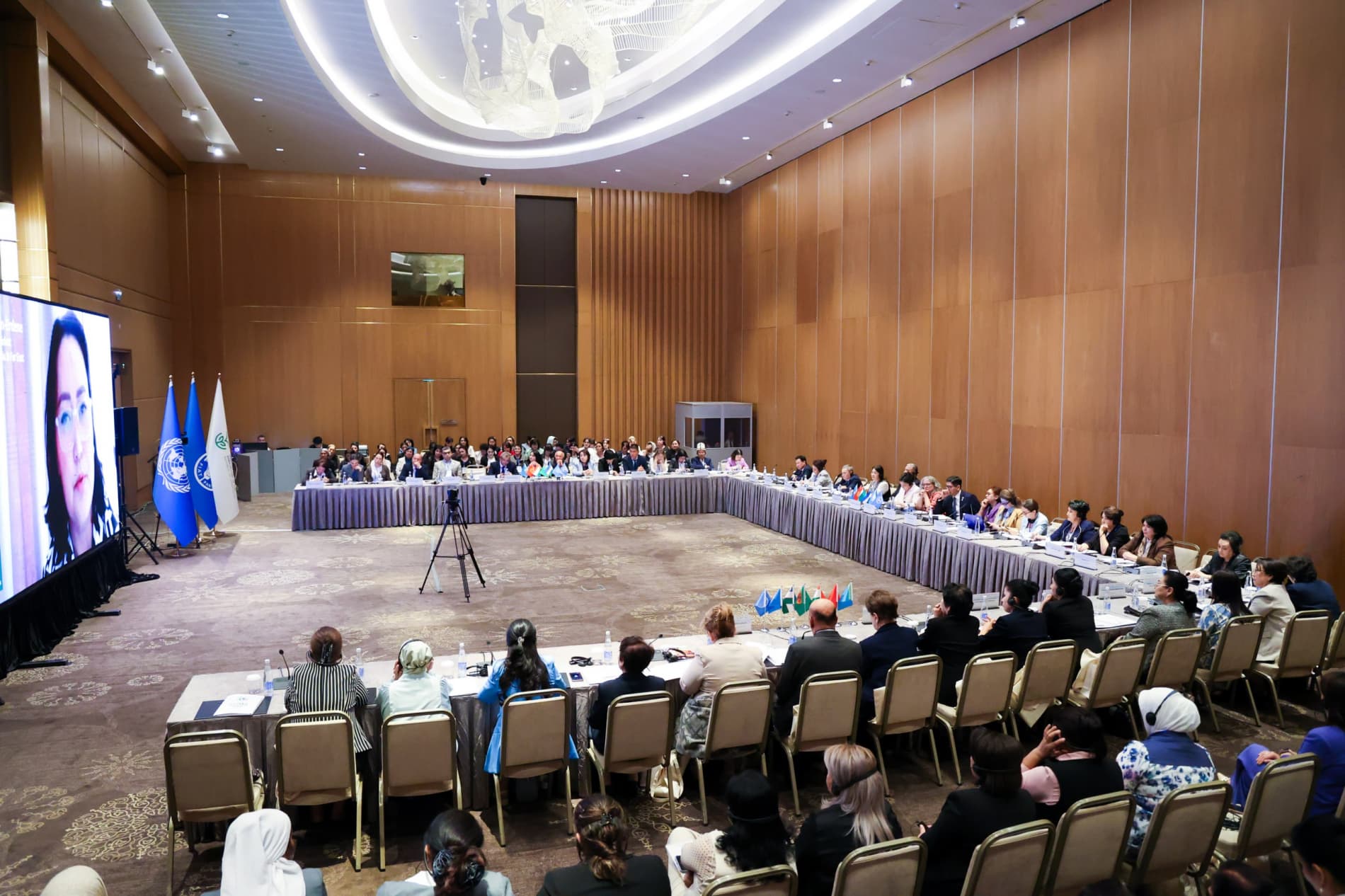 Xalqaro Markaziy Osiyo qishloq ayollari forumiga start berildi