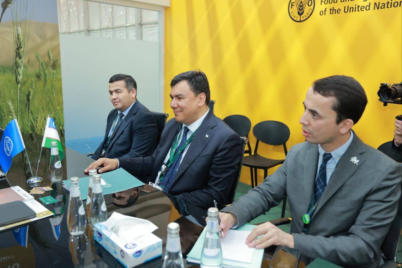 Issues of strengthening partnership and implementation of joint initiatives were discussed with FAO