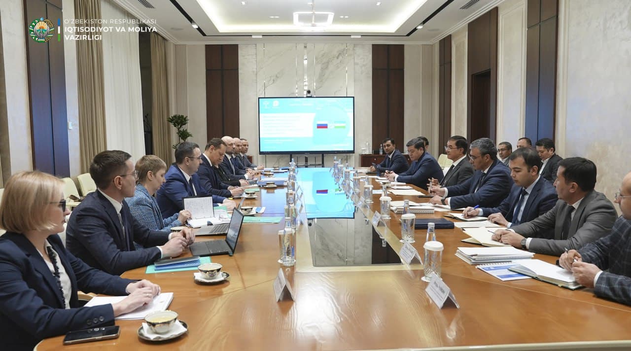 Views were exchanged on the development of the cadastral system with representatives of the Federal Service for State Registration, Cadastre and Cartography of the Russian Federation
