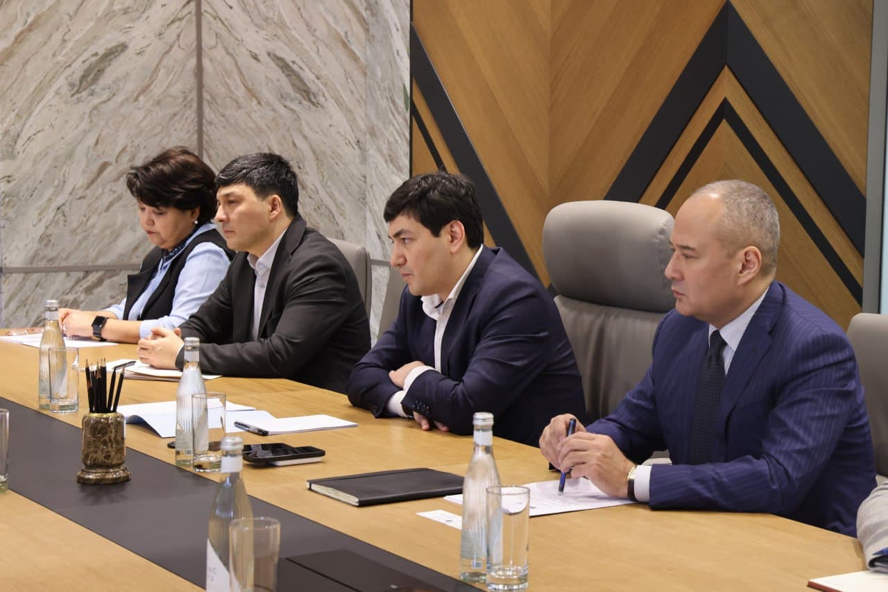 Vazir Kanadaning O‘zbekistondagi elchisi bilan uchrashdi