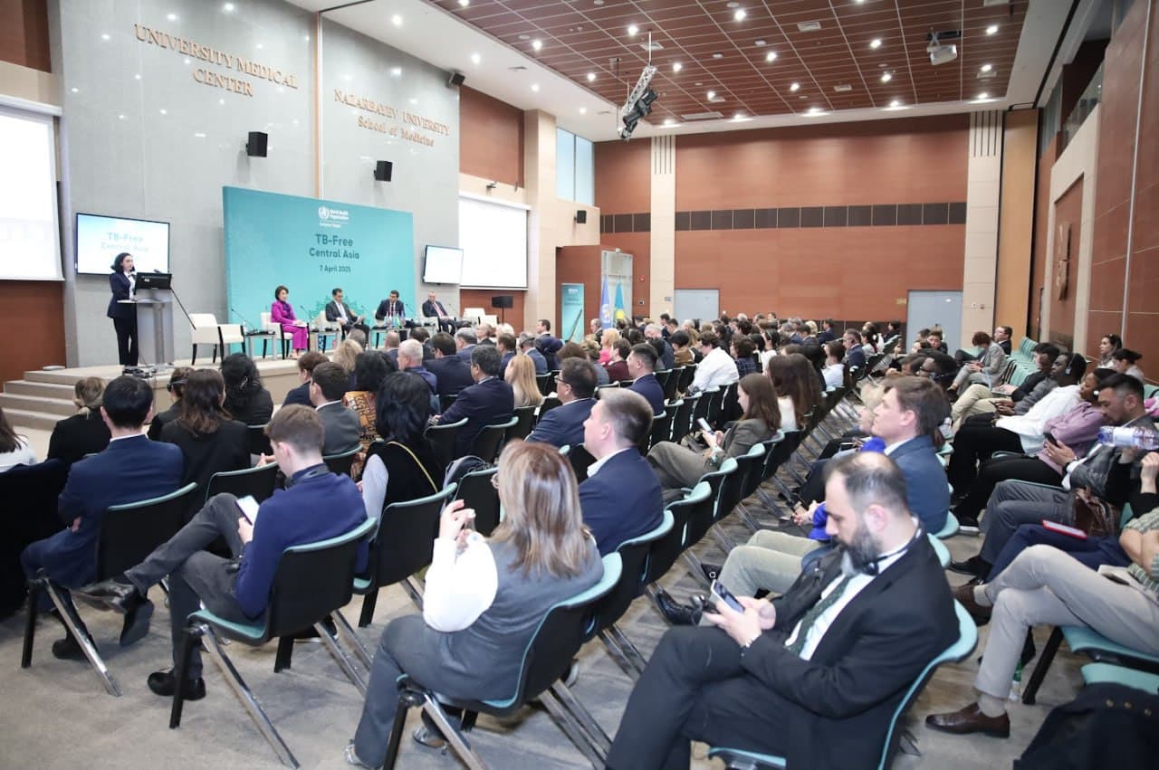 В Астане собрались министры здравоохранения Организации тюркских государств