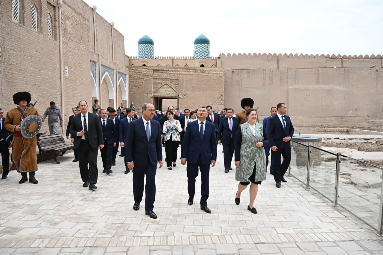 Xivada O‘zbekiston va Tojikiston o‘rtasidagi savdo-iqtisodiy hamkorlik bo‘yicha Hukumatlararo komissiyaning navbatdagi yig‘ilishi bo‘ldi