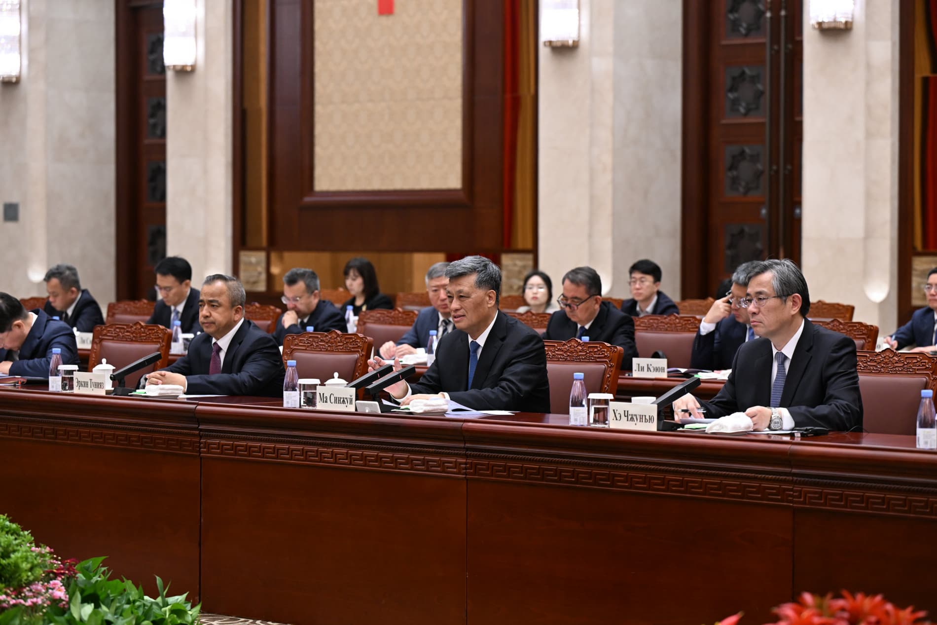 O‘zbekiston hukumati delegatsiyasi Urumchi shahriga tashrif buyurdi