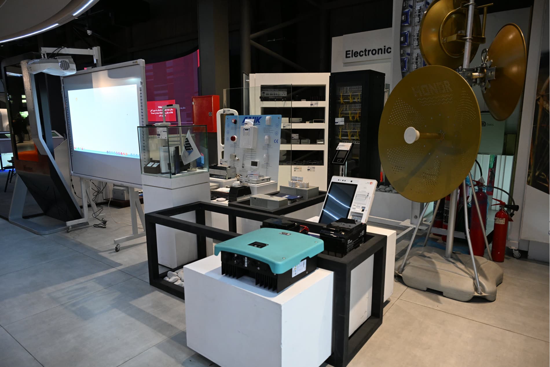 Теҳронда Эрон Президенти Ўзбекистон делегациясини қабул қилди