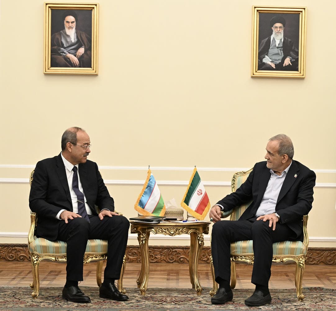 Теҳронда Эрон Президенти Ўзбекистон делегациясини қабул қилди