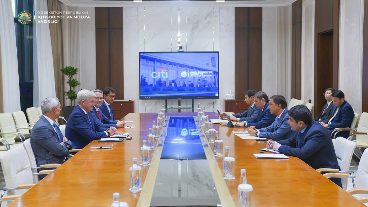An exchange of views took place on cooperation with representatives of Citi Bank of the USA