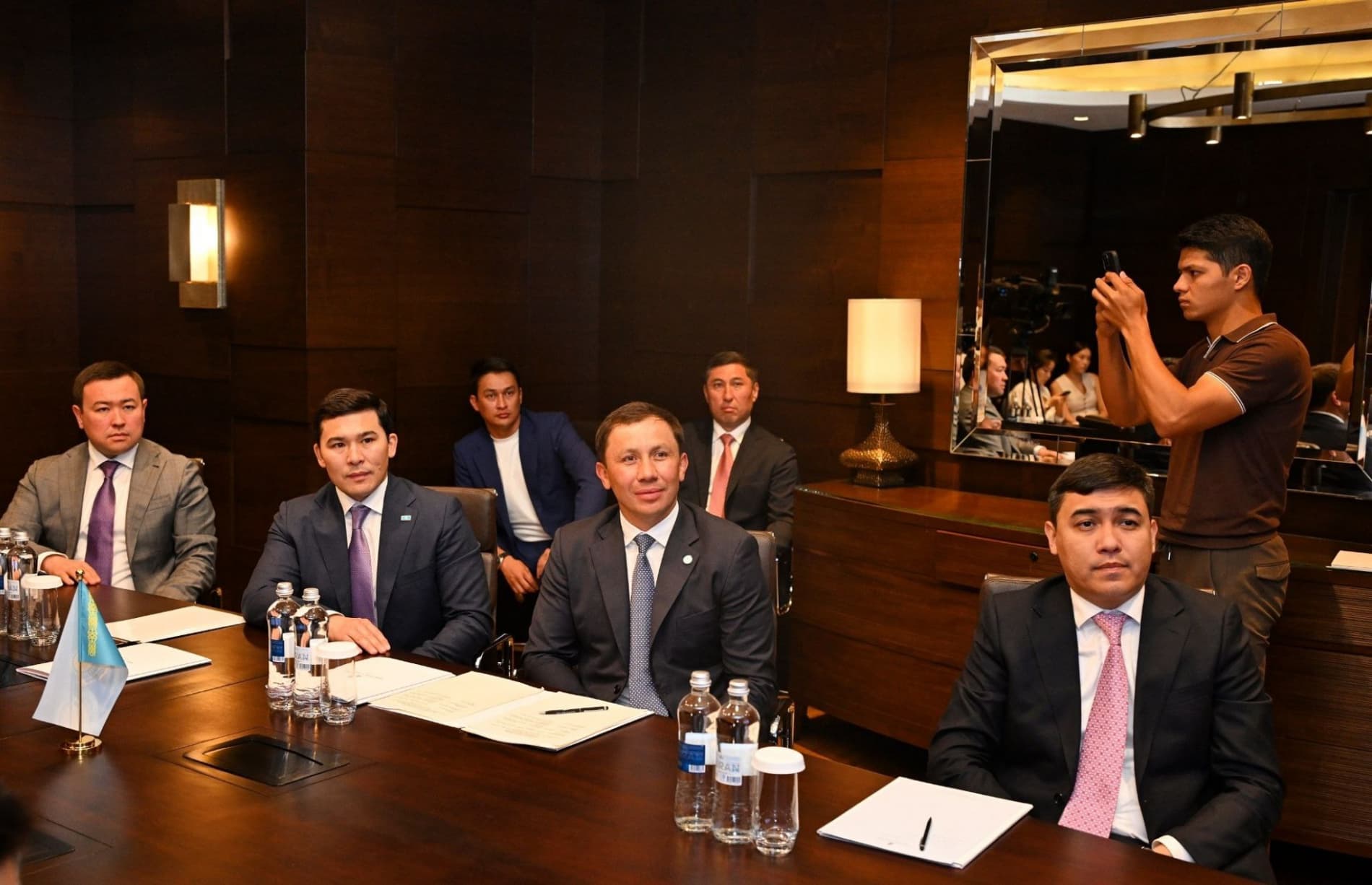 Oʻzbekiston va Qozogʻiston sport sohasidagi hamkorlikni yangi bosqichga olib chiqmoqda