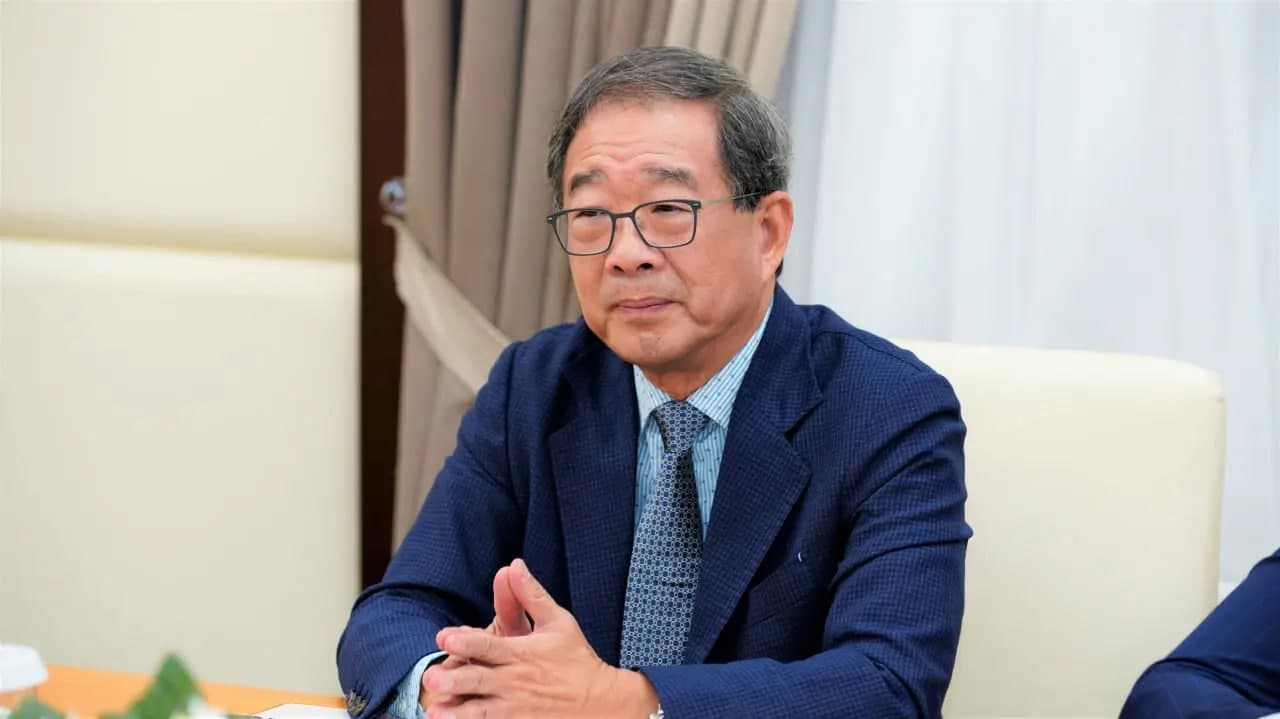 Adliya vaziri A.Tashkulov Singapur Xalqaro Mediatsiya markazi rahbari Jorj Lim bilan uchrashuv o‘tkazdi.