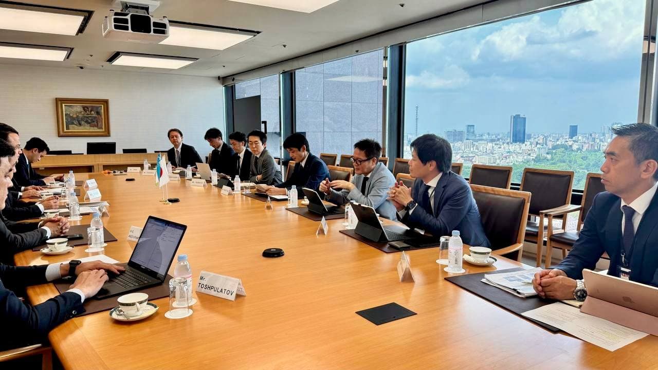 Negotiations with leading Japanese organizations and companies in Tokyo and Osaka