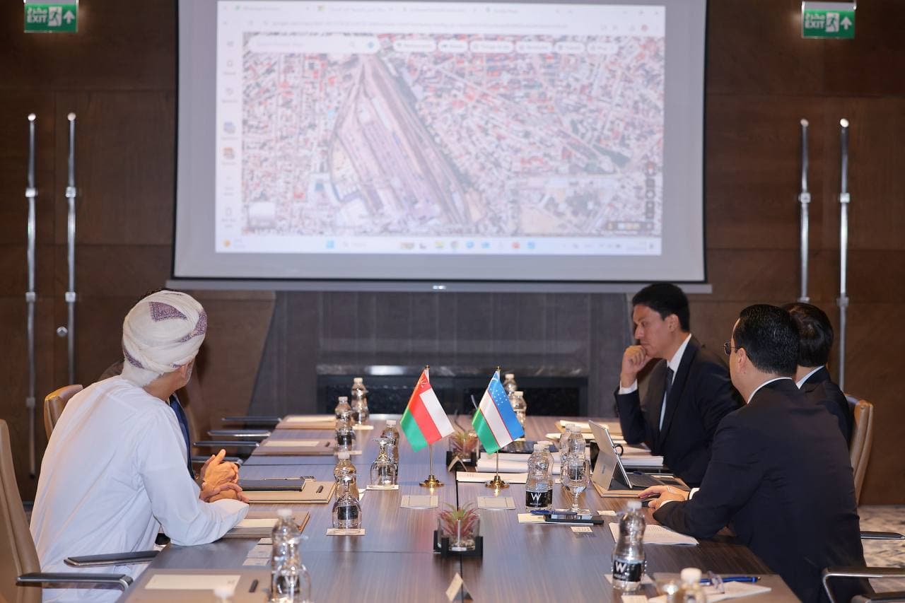 High-level talks with the state and business circles of Oman in Muscat