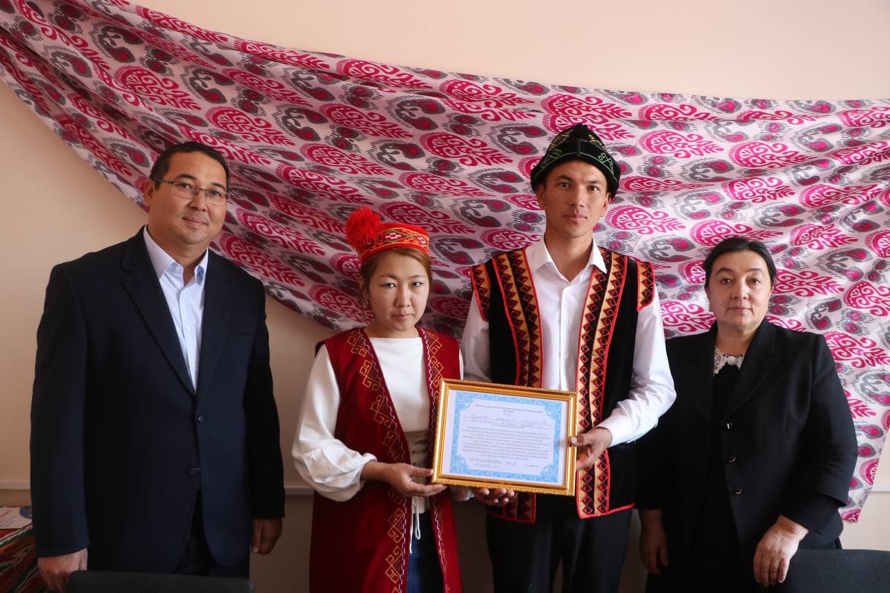 Jáne bir "Shańaraq hám hayal-qızlar mákanı" jumıs basladı