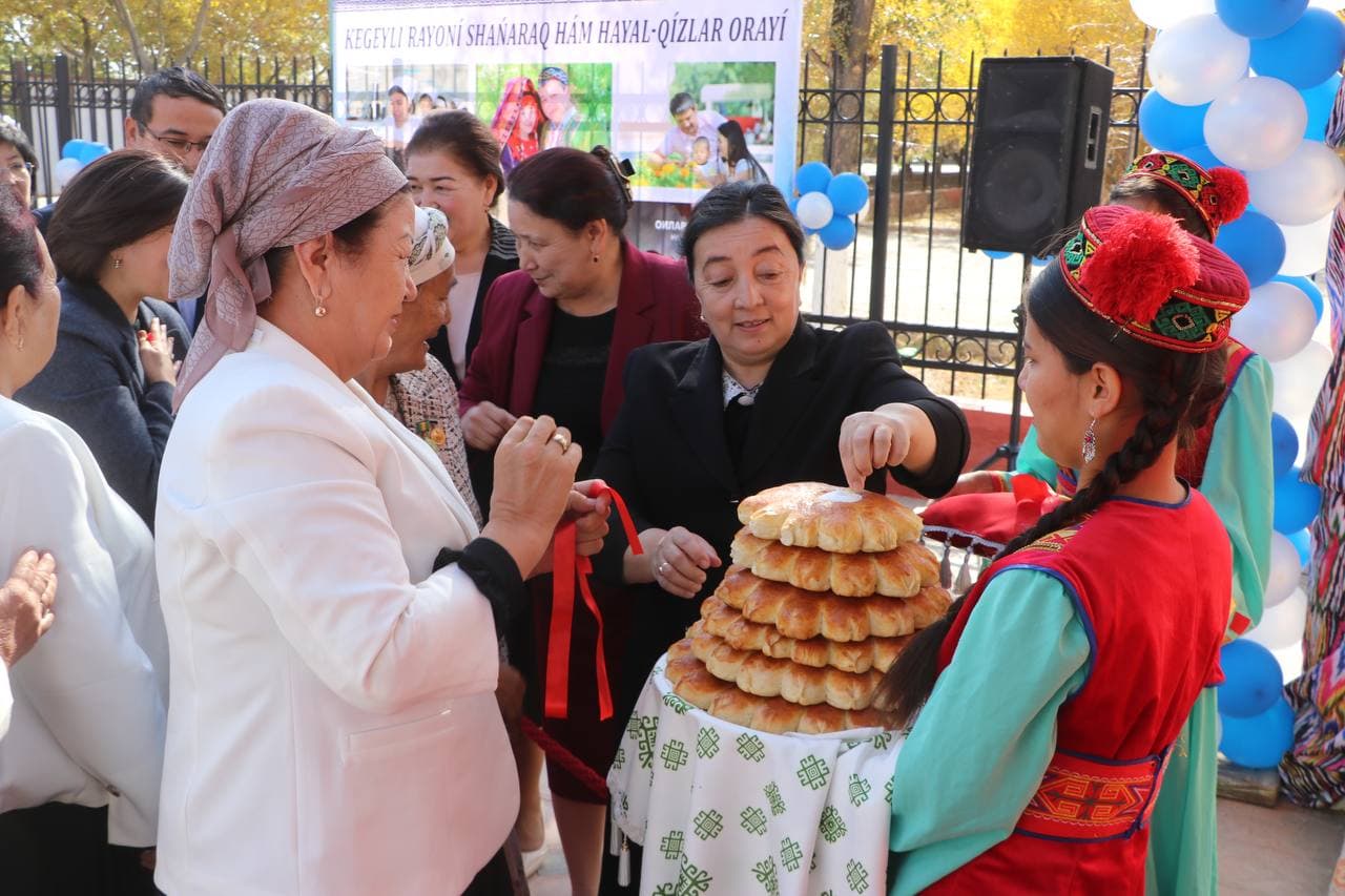 Jáne bir "Shańaraq hám hayal-qızlar mákanı" jumıs basladı