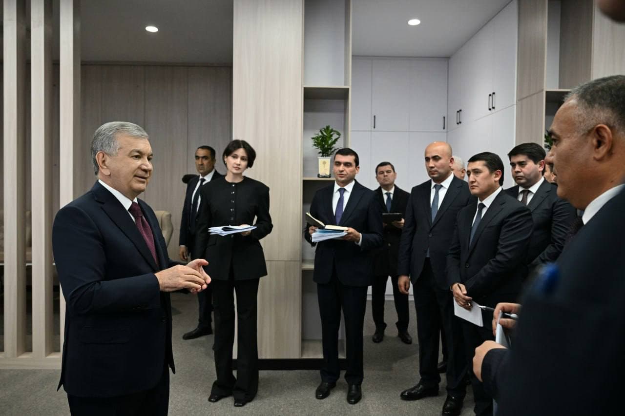 The President visits modern medical facilities in Samarkand