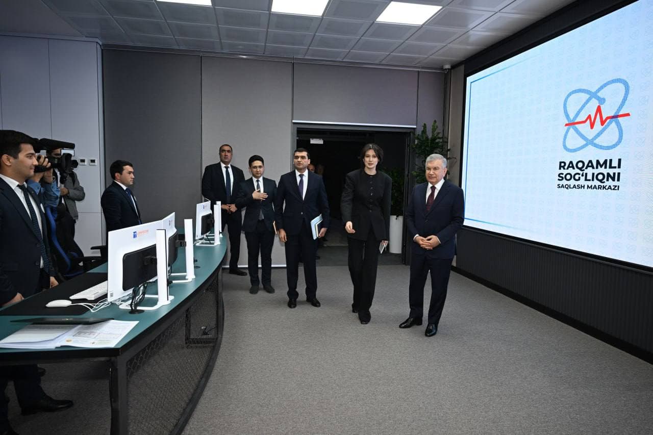 The President visits modern medical facilities in Samarkand