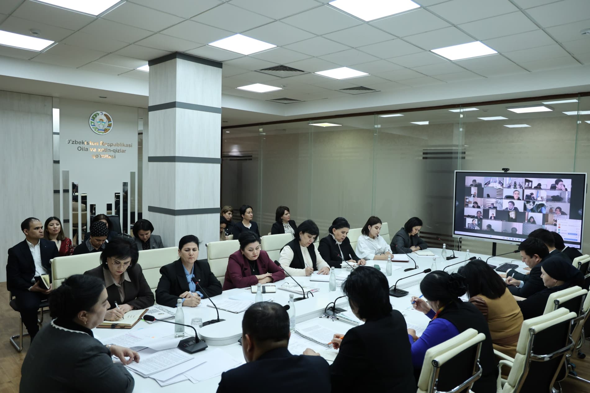 Хотин-қизлар ҳуқуқларининг ҳимоя қилиниши ва хавфсиз миграция масалалари муҳокама қилинди