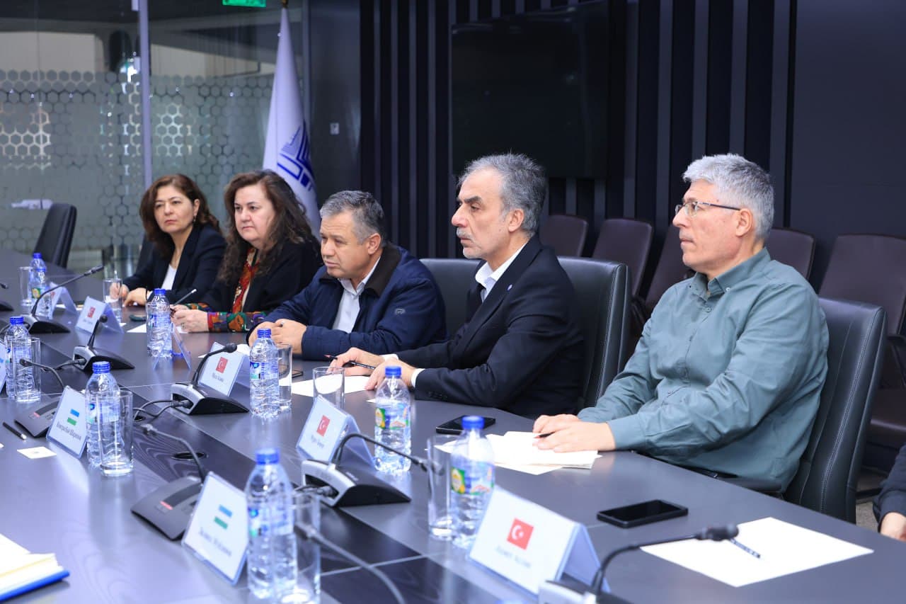 Turkiyaning Ege universiteti delegatsiyasi bilan hamkorlik masalalari muhokama qilindi