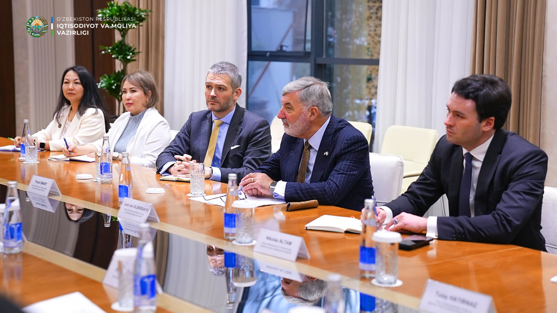 A meeting was held with the UK trade envoy to Azerbaijan and Central Asia, Lord John Alderdice