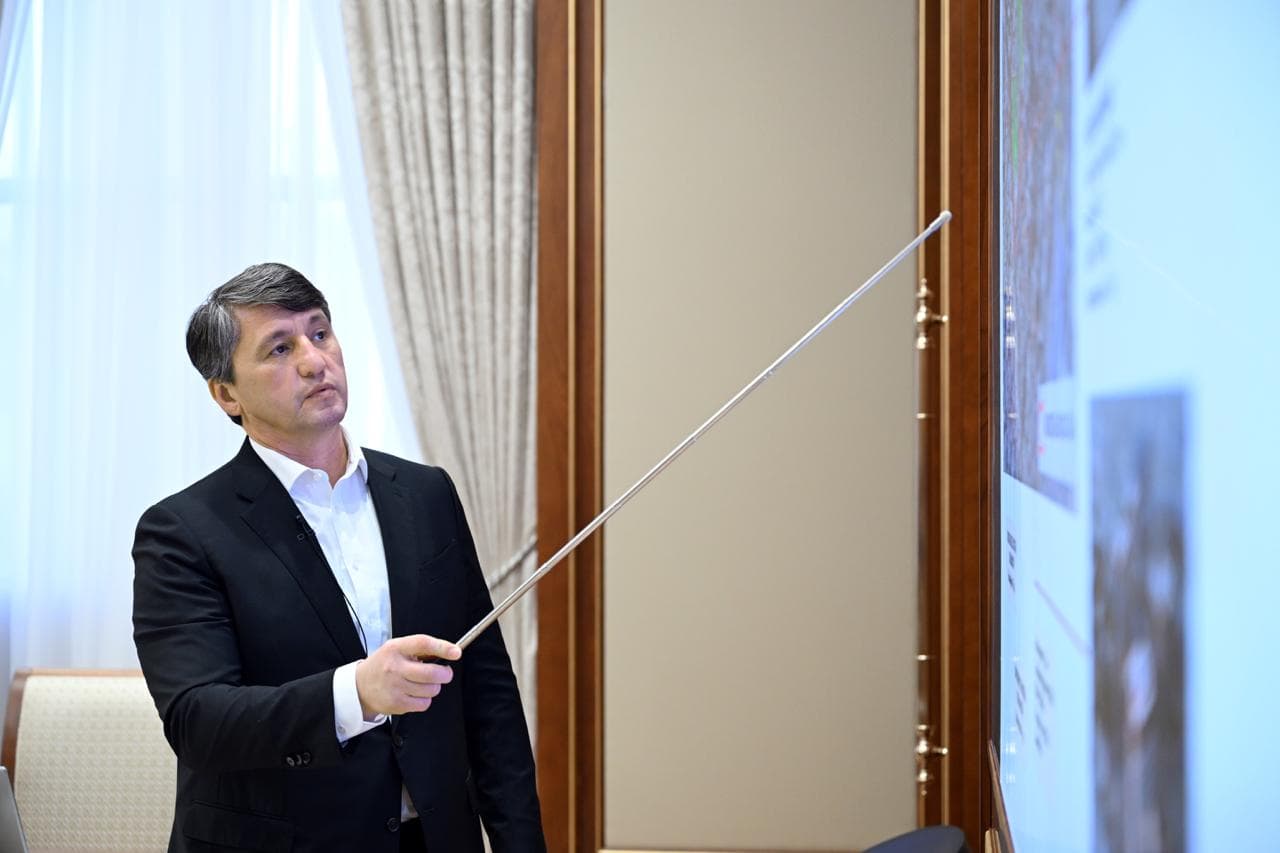 Paytaxtta urbanizaciya processleri hám jasıl aymaqlardı keńeytiw boyınsha usınıslar tanıstırıldı